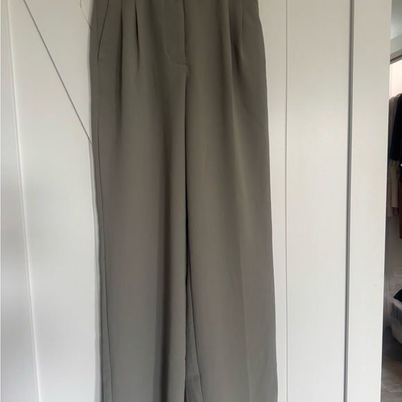 Aritzia Wilfred Effortless Pants - Basalt Grey - Picture 3 of 7